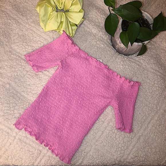 Chic Bubblegum Pink Scrunch off the Shoulder Top - Picture 4 of 6